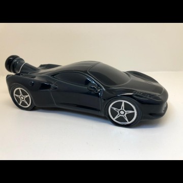 Ferrari gevuld met Wodka